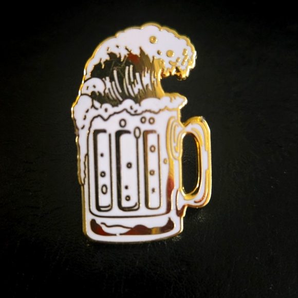 Strike Gently Gold and White Beer Mug Enamel Pin - Picture 1 of 2